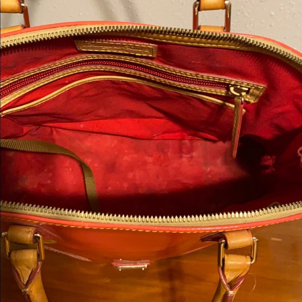 Dooney & Bourke - Picture 4 of 4